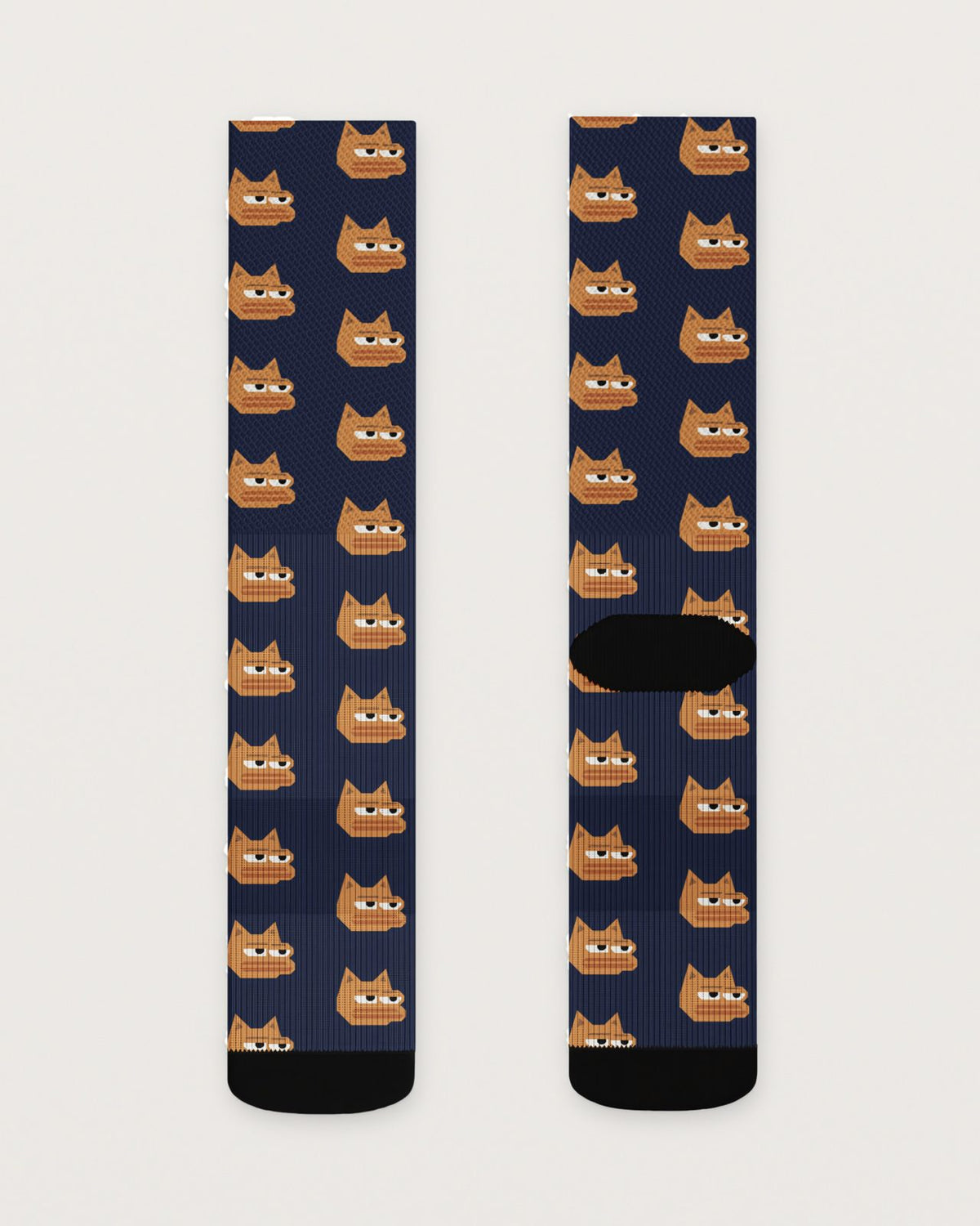 Side-Eye Socks, front